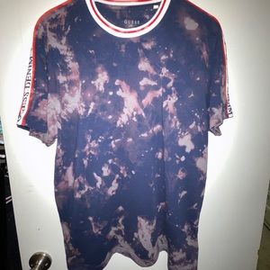 Guess Tshirt